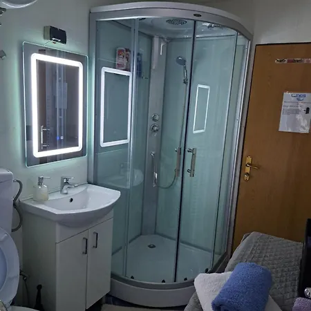 Casa de hóspedes In The Zara Apartment-centre Of The Saraievo